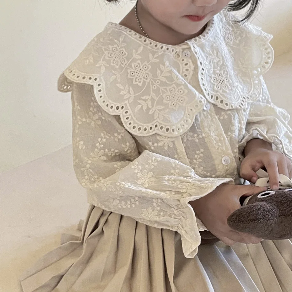 

Spring Autumn Baby Girls Lace Hollow Out Shirts 2023 New Girl Cotton Embroidery Lapel Long Sleeve Blouses Tops 2-7 Years