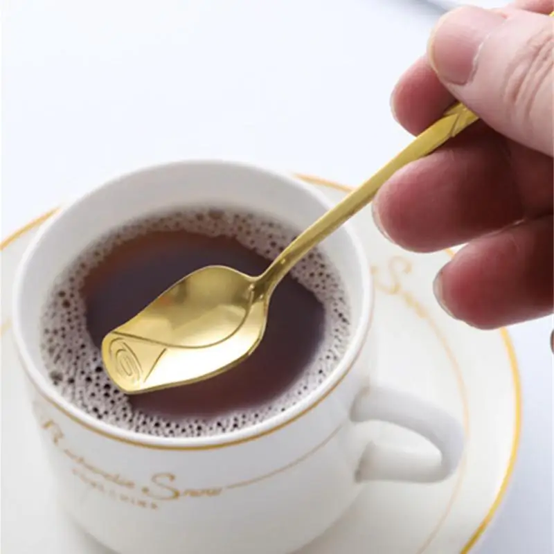 

Tableware Long Handle Small Spoon Dinnerware Stainless Steel Spoon Coffee Stirring Spoons Creative Rose Modeling Rose Spoon