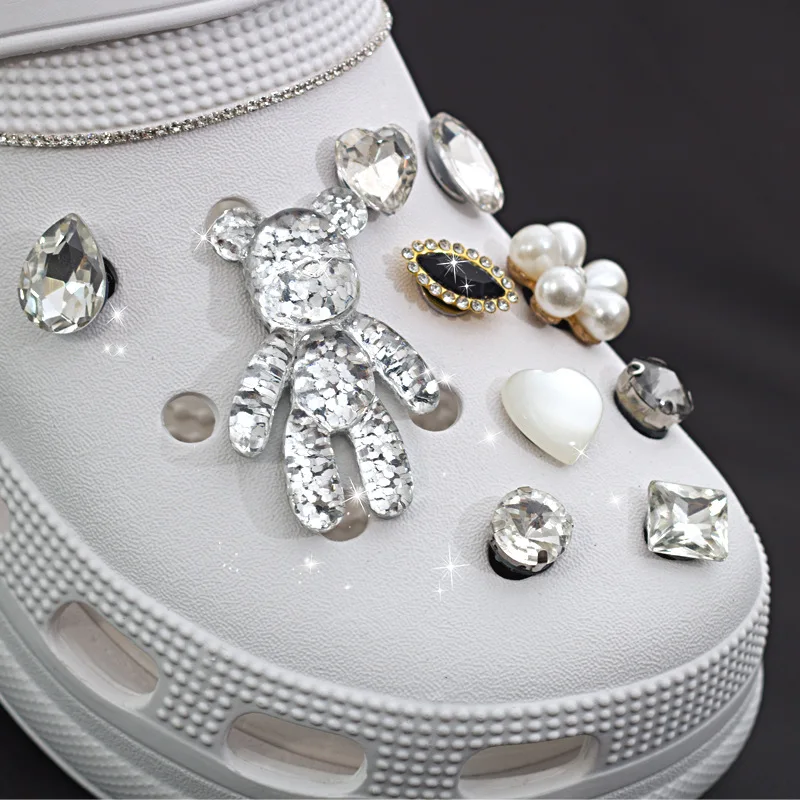 Luxury Rhinestone Pearl Croc Charms Designer DIY Gem Shoes Decaration Charm for Croc Clogs Kids Women Girls Gifts