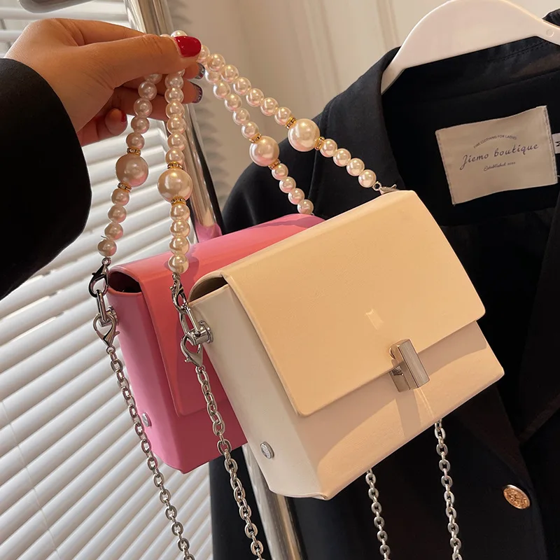 

Mini Hand Carry Small Bag Female Summer All-match 2022 New Fashion Ladies Texture Chain Messenger Bag Pearl Small Square Bag