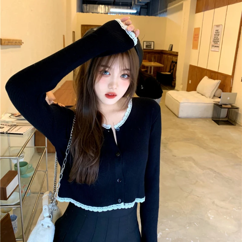 

Sexy Black Women V-neck Short Knitted Cardigans 2022 Fashion Slim Ladies Knitted Sweater Crop Top Long Sleeve Buttons Sweater