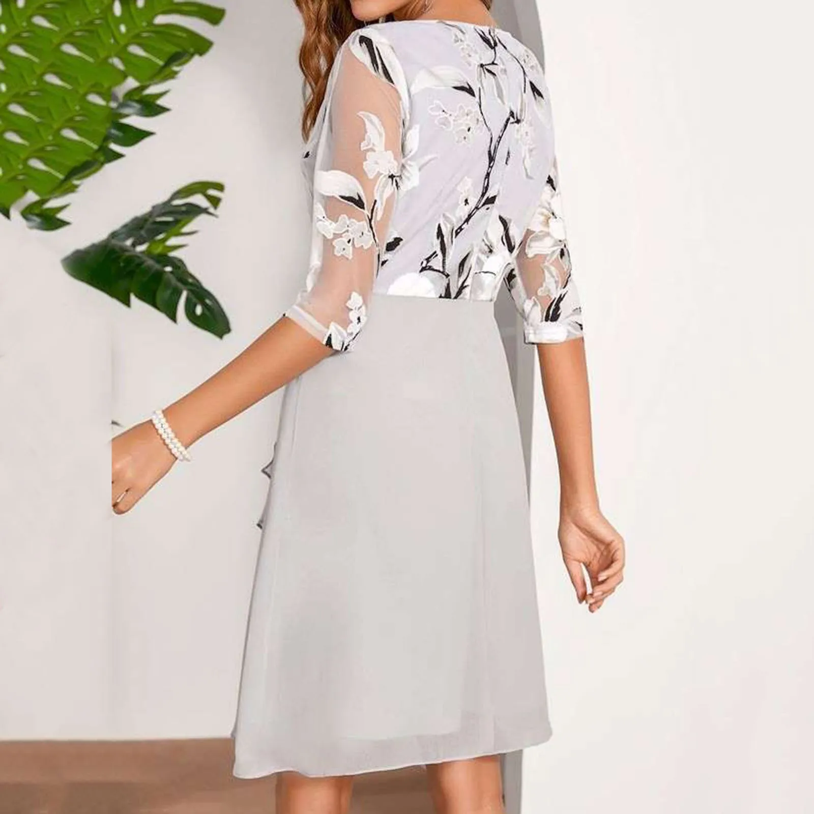 Платья для женщин 2025 года повседневные женские ретро-семинутные рукава с круглым