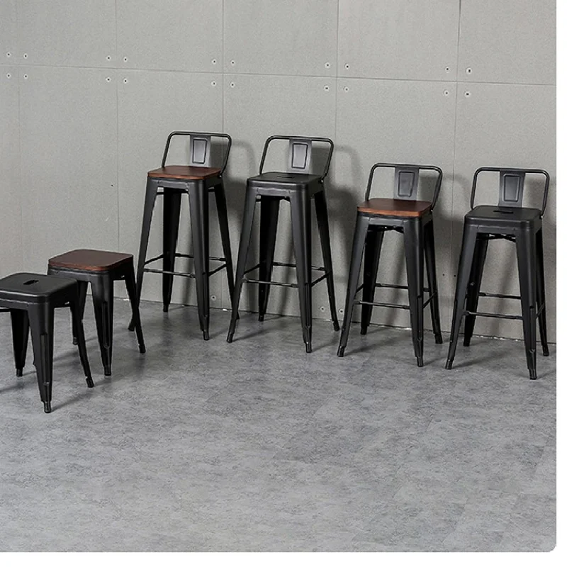 Барный стул современный минималистичный высокий из кованого железа