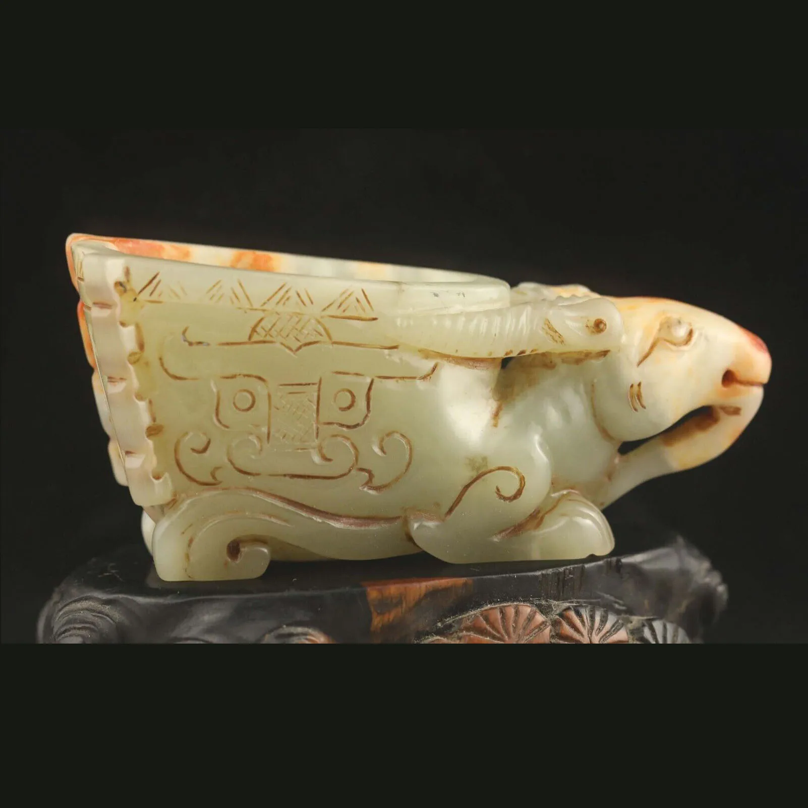 

Old China Natural hetian Jade Hand Carved statue dragon cup jue #7