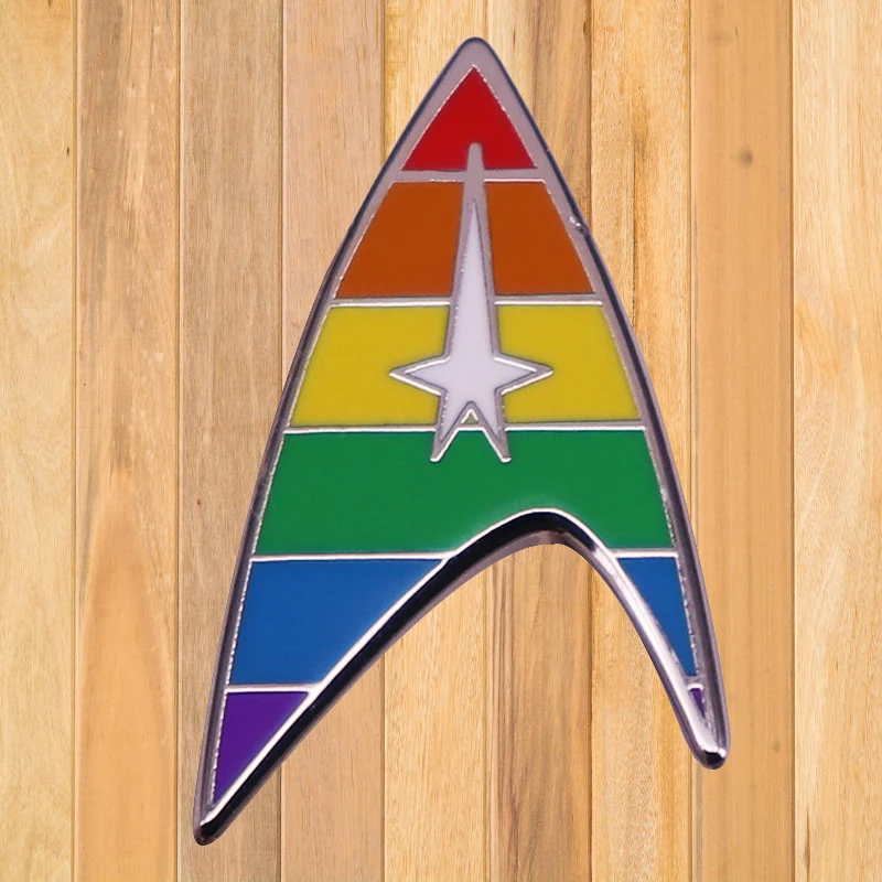 

A1418 Command Discovery Starfleet Rainbow LGBT Brooch Pins Enamel Badges Lapel Pin Brooches Jackets Fashion Jewelry Accessories