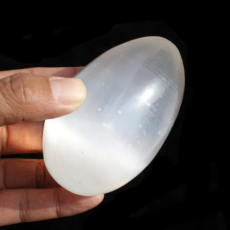 

1 Pcs Hand Carving Natural White Selenite Gypsum Stone Egg