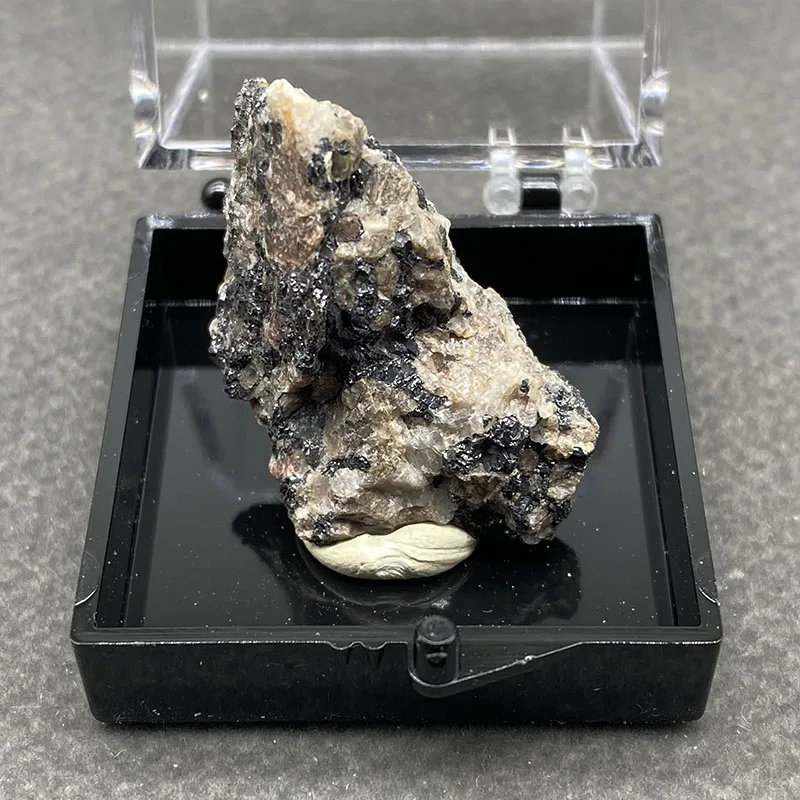 

100% натуральный камень Виллелита, красный, зеленый, флуоресцентный минерал, целебный кристалл из Америки + размер коробки: 35*35*35 мм