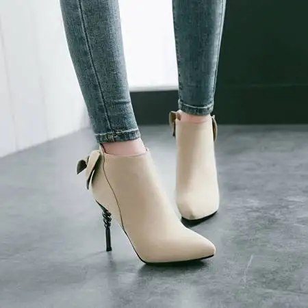 

Большие размеры; Осенне-зимние ботинки большого размера; Ботильоны на тонком каблуке с острым носком; Модный тренд