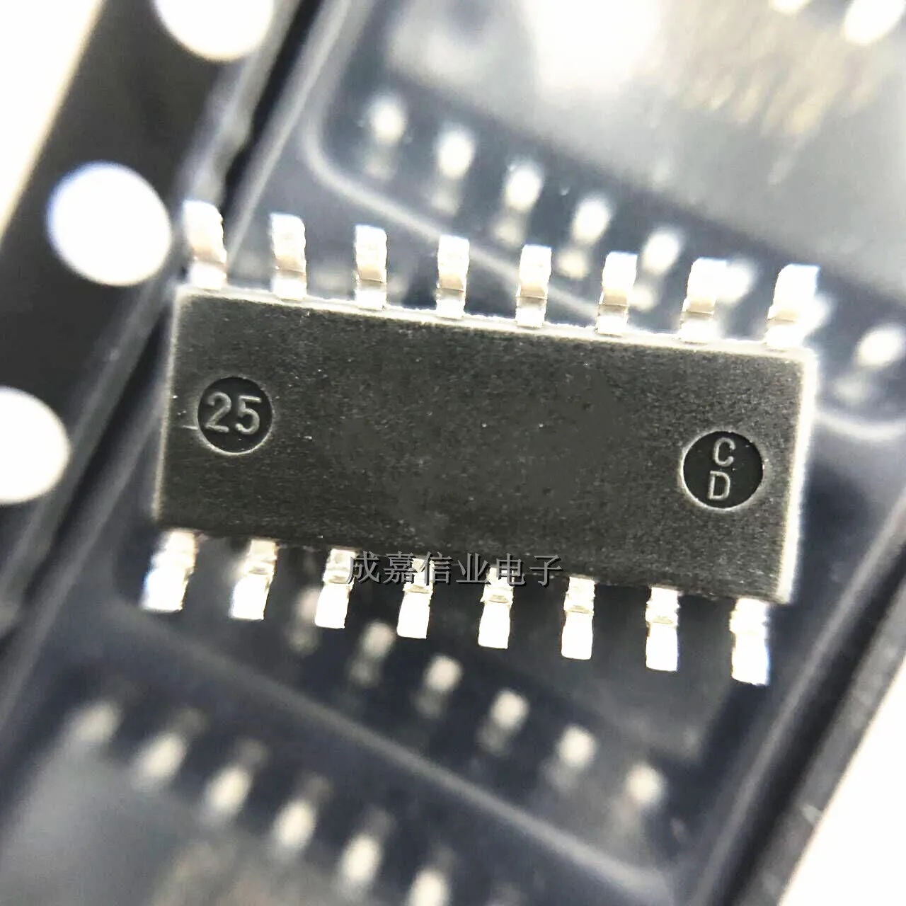 10 шт./лот DS26C32ATMX SOP-16 DS26C32ATM Интерфейс RS-422 IC CMOS Quad Diff Line Recvr Рабочая температура:- 40 C-+