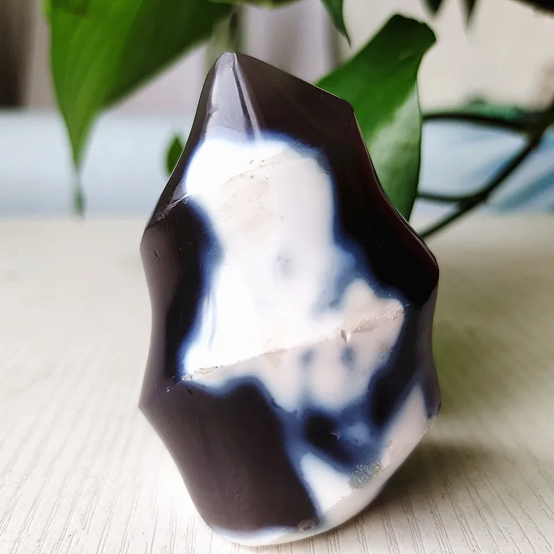

Natural Stone Killer Whale Agate Crystal Flame Home Decoration Gemstone Chakra Healing crystals