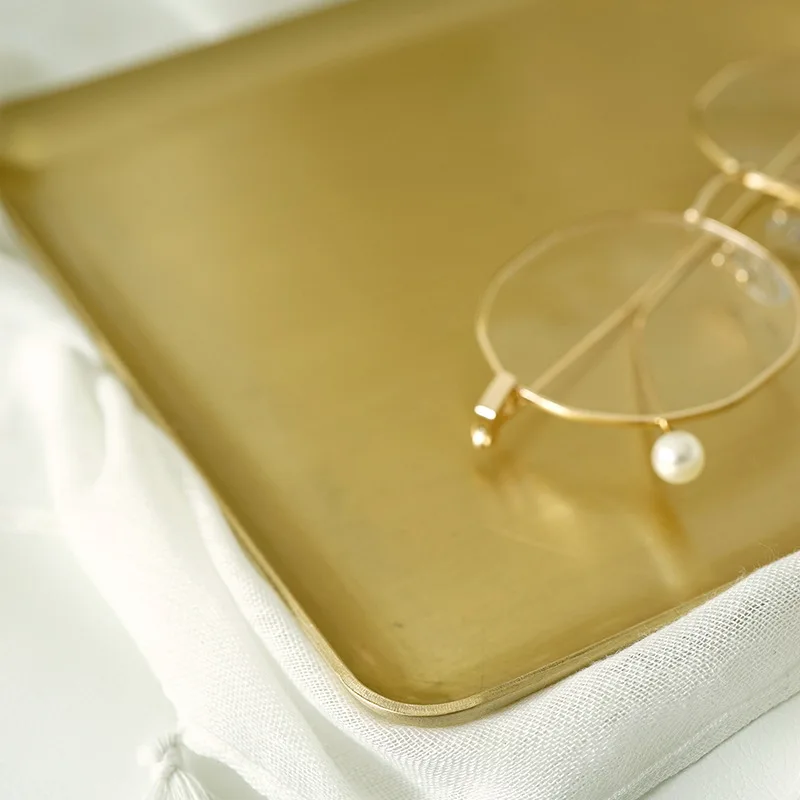 Металлический поднос для украшений в скандинавском стиле прямоугольный медный