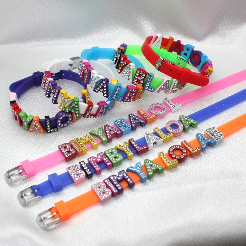 

Lyric Bracelet Random Colored Letters Mixed Color Silicon Band DIY Slide Charms Jewelry For Women Kids Gift Wholesales