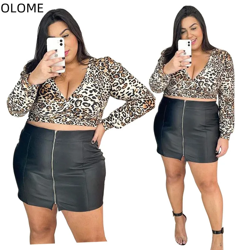 

Autumn Leopard T Shirt with PU Skirt Woman Two Pieces Set Sexy Long Sleeves V Neck Tops Zipper Mini Skirt Nightclub Party Suit