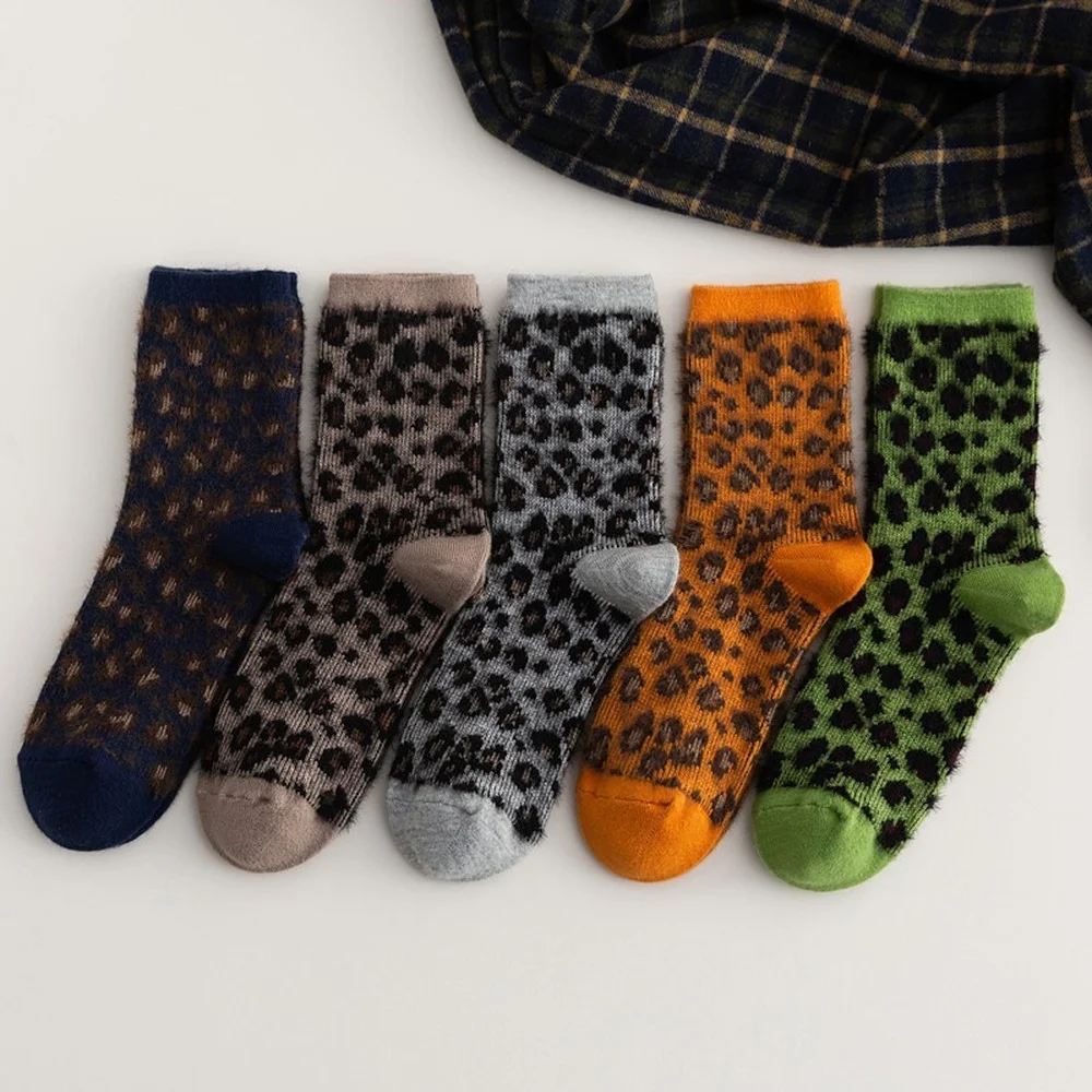 5 Pairs New British Style Leopard Print Imitation Mink Fleece Women Socks Fashion Colorful Warm Hairy Rabbit Wool Socks