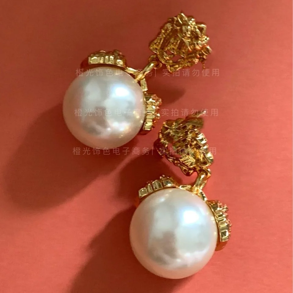 

Don't Q Beautify Your Own French Elegant Texture Earrings, X3-13 with Glass Beads that Peel Off