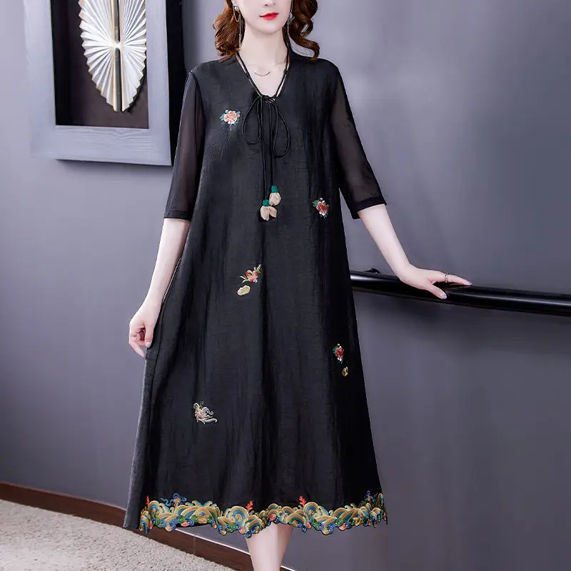 

Autumn Chinese Style Women's Clothing Improved Cheongsam High-End Mid-Length Large Size Embroidered Dress Vintage Robes h2279