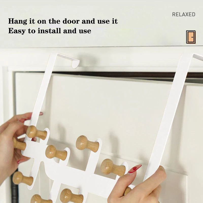 Рисунок 5 - Деревянные крючки на дверь