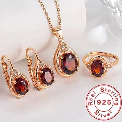 Серебряное ожерелье с рубином