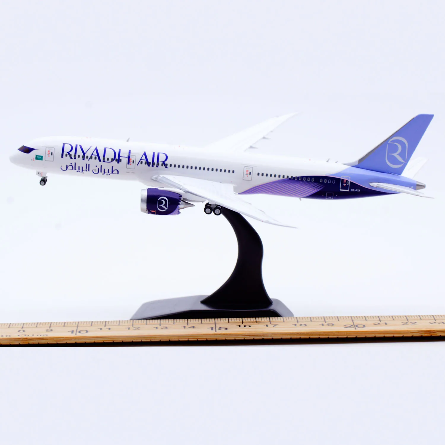 Фото Коллекционная модель самолета из сплава XX40647 JC Wings 1:400 Riyadh Air Boeing B787-9 