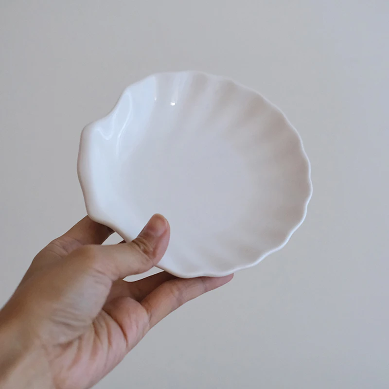 Ceramic Shell Storage Trays White Creative Dessert Breakfast Dishes Snack Fruit Plate Jewelry Organizer Containers Desktop Decor |