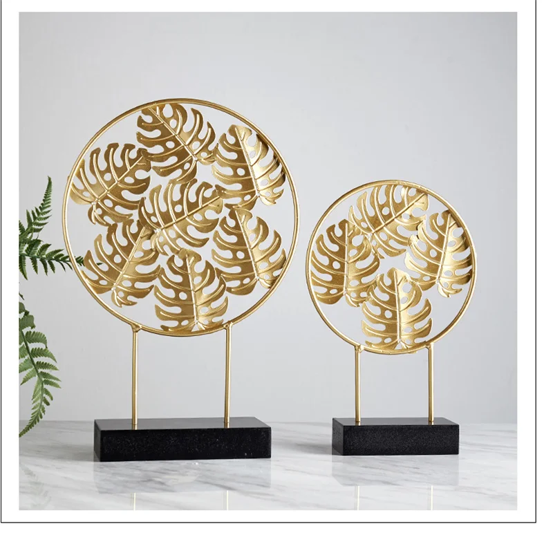 

Modern Metal Ornament Home Decoration Bedroom Desk Accessories For Living Room Figure Nordic Decorative Funiture Salon Art