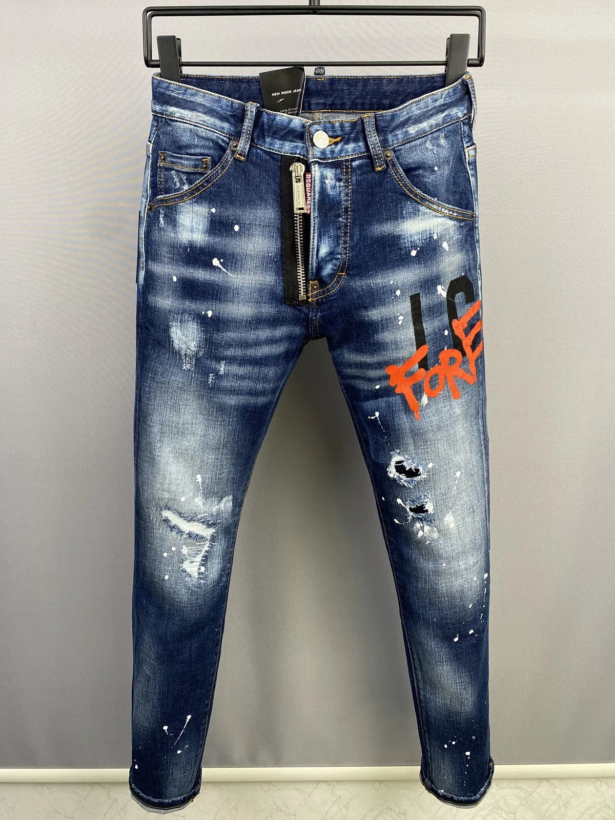 

2023 New Fashion Brand DSQ D2 Men's Washed, Worn, Ripped, Paint Spot Motorcycle Jeans