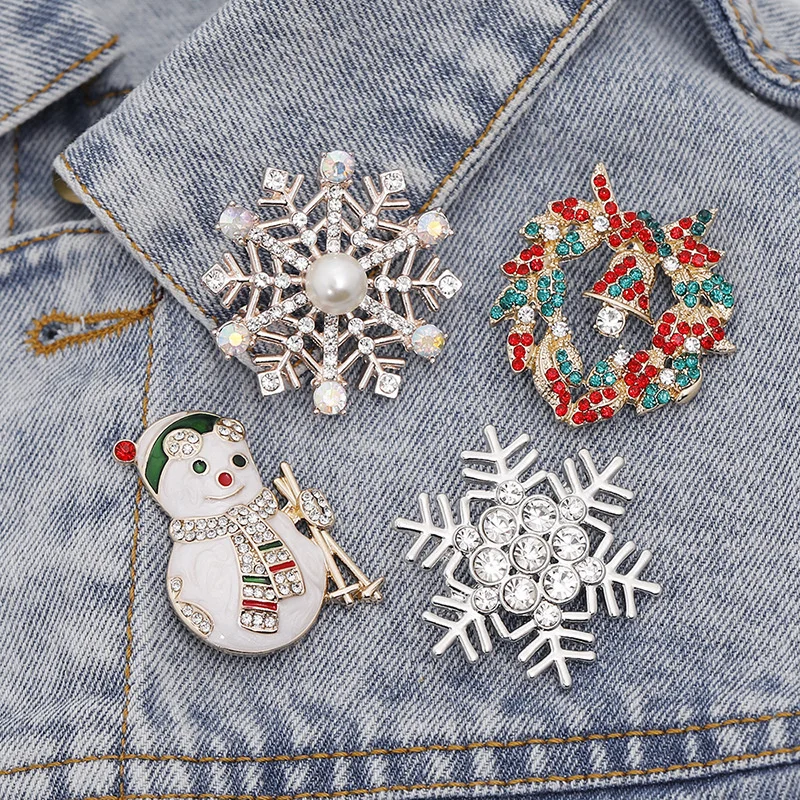 

Christmas Wreath Snowman Snowflake Wild Cowboy Badge Brooch Creative Christmas Day Decoration Jewelry Wholesale