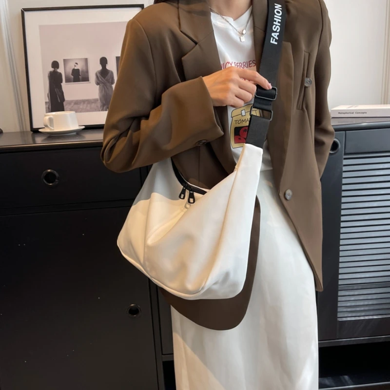 

Новые вместительные сумки через плечо, женская дизайнерская Высококачественная роскошная сумка-тоут 2023, универсальная рабочая сумка через плечо