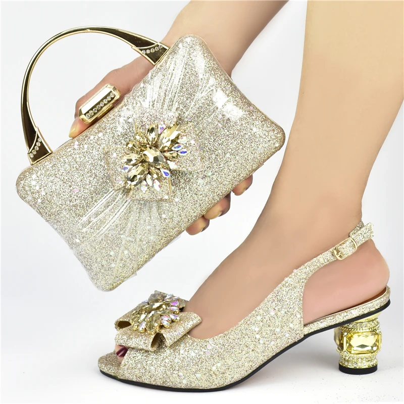 

Босоножки женские золотистые на высоком каблуке, 2022-8, 958 см