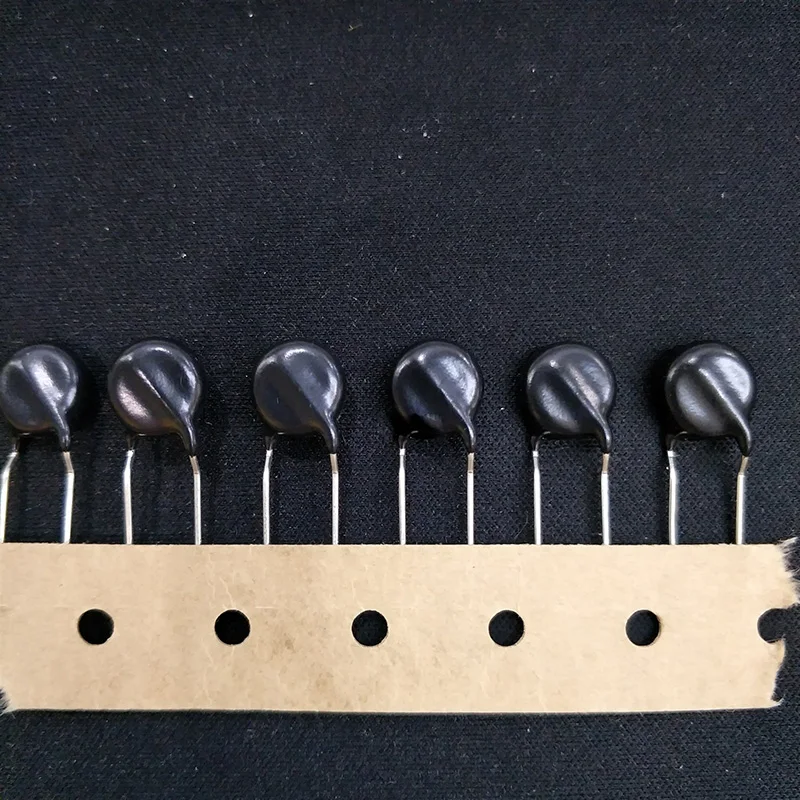 

New 50PCS/LOT import ZNRV10471U ZNR V10471U TVR 10K471 470V 10mm varistor