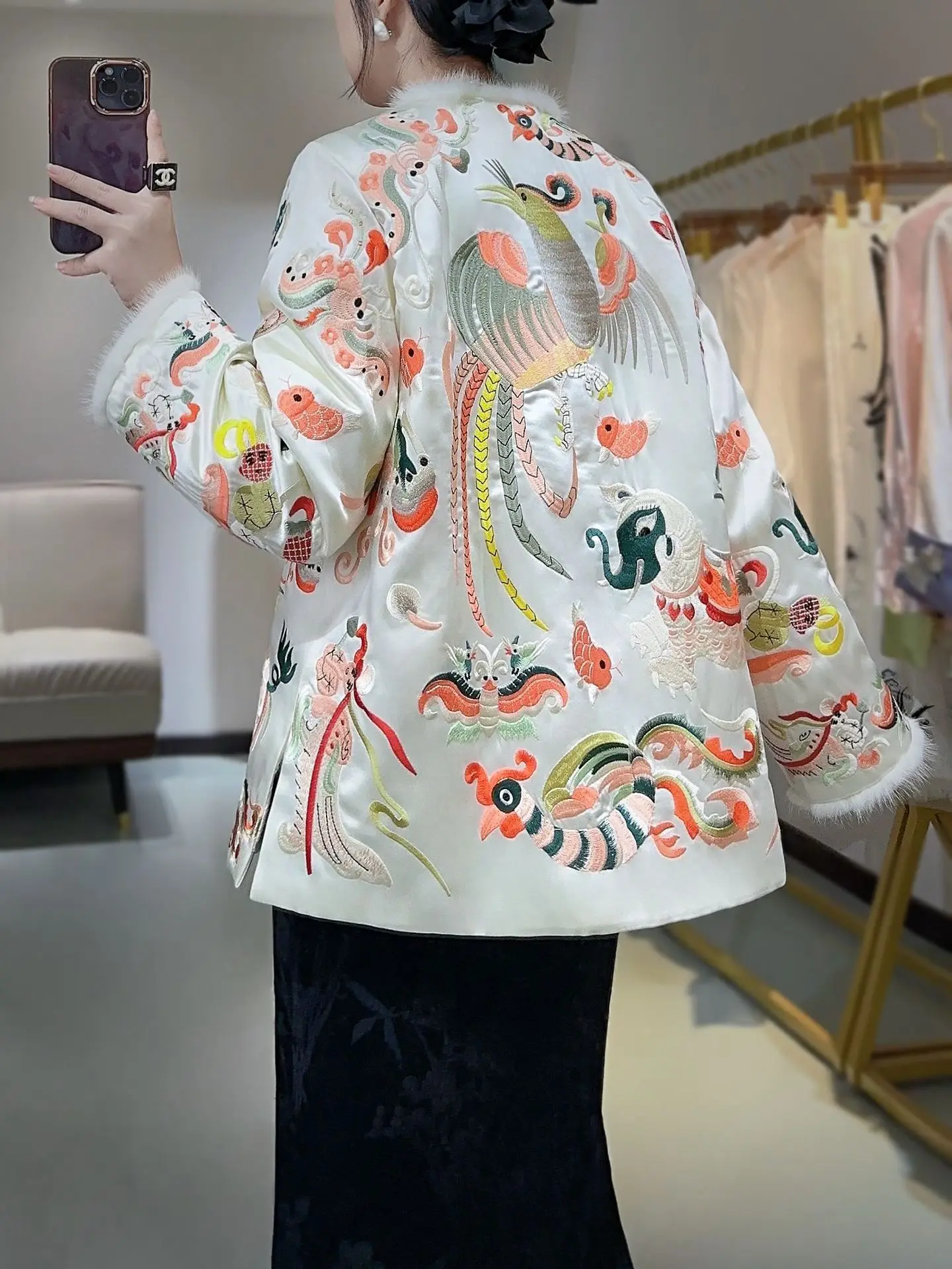 Высококачественное зимнее женское теплое пальто с вышивкой в стиле ретро