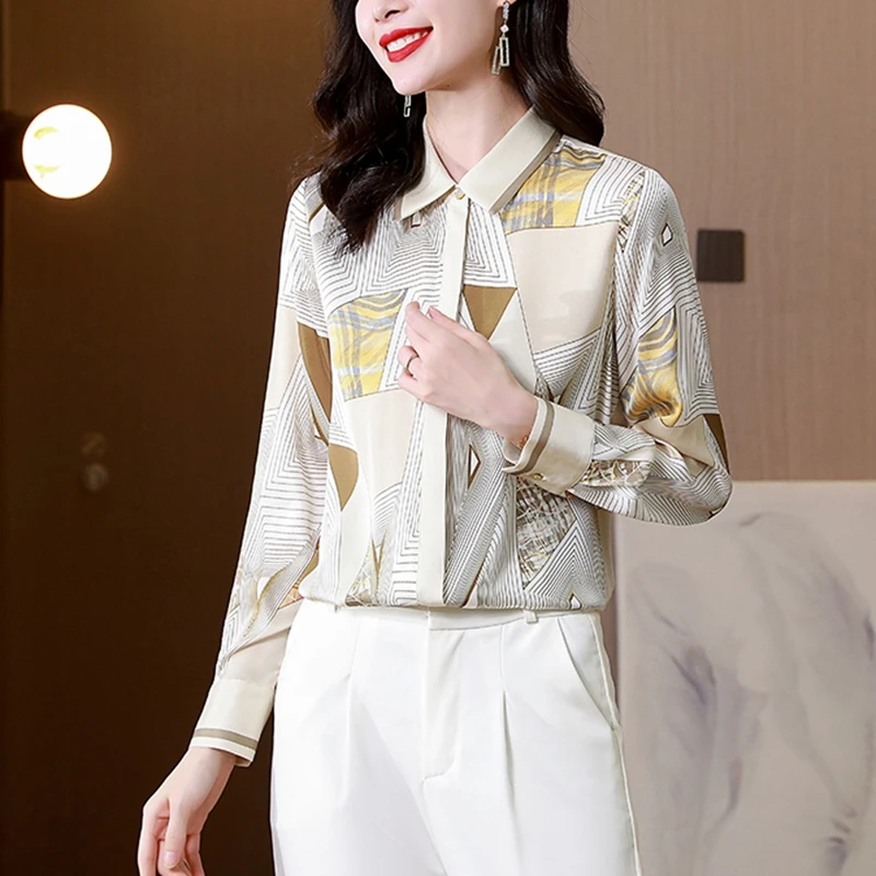 Рисунок 4 - Рубашка Женская атласная с длинным рукавом