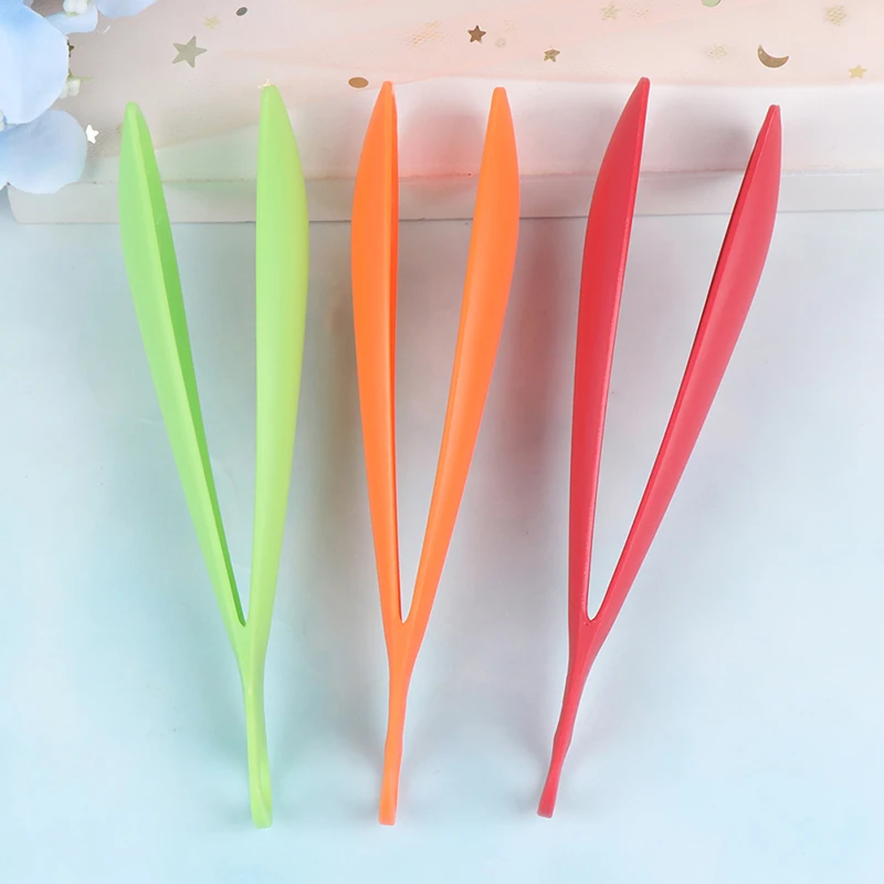 

1PC Plastic Eco-friendly Food Tongs Bread Clips Food Salad Tong Mini Barbecue Clip Kitchen Tool Accessories Children Toy Clips