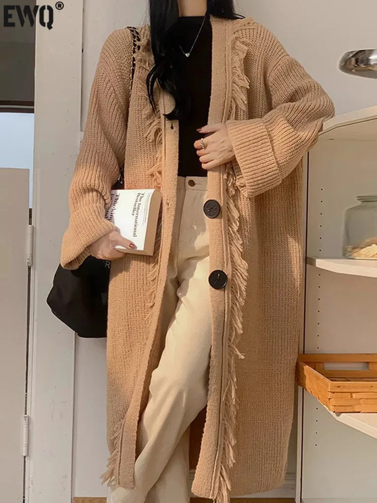

[EWQ] Single Breasted V-neck Spliced Tassels Long Knitted Cardigan Sweater Jackets Women 2023 Autumn Winter Knitted Coat U6756