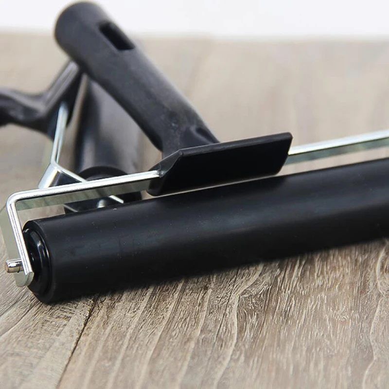 

High Quality Black Rubber Roller Brush Rubber Roller DIY Craft Tools Painting Brushing Tools School Office Supplies