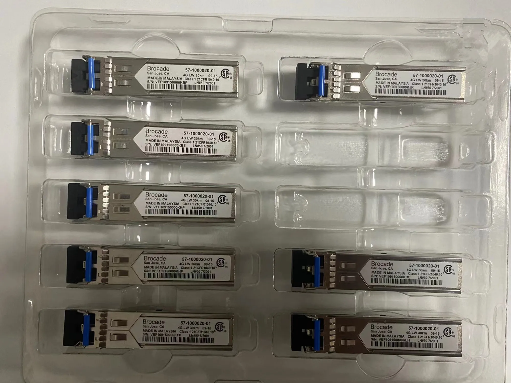 Волоконно-оптический модуль Brocade 4G LW 30km SFP 57-1000020-01 30KM