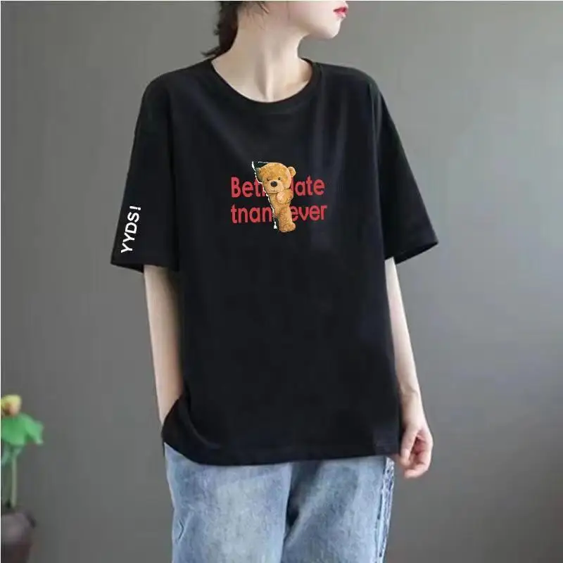 Женская футболка с коротким рукавом круглым вырезом и принтом