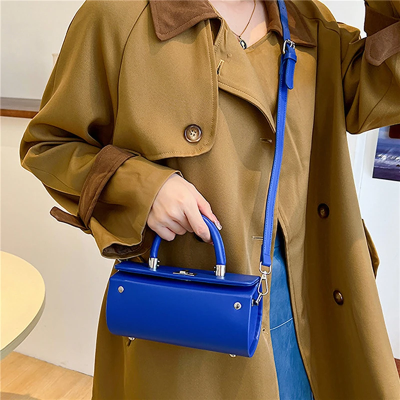 

Женская сумка, качественные кожаные сумки через плечо для женщин, Брендовая женская Ретро сумка-мессенджер, маленькие квадратные сумки