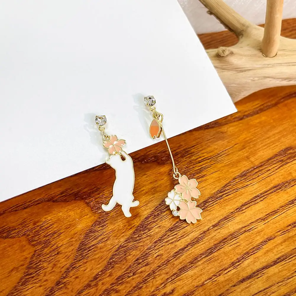 

Chic Stud Earrings High Gloss Fade-resistant Women Kids Fashion Flower Cat Ear Studs Hypoallergenic Drop Earrings for Dating