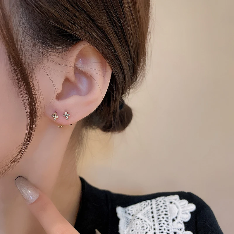 

Simple Zircon Earrings Women Geometric Flower Cross Earrings with Diamonds Korean Jewelry Boho Indian Dangler Fashion Accessory
