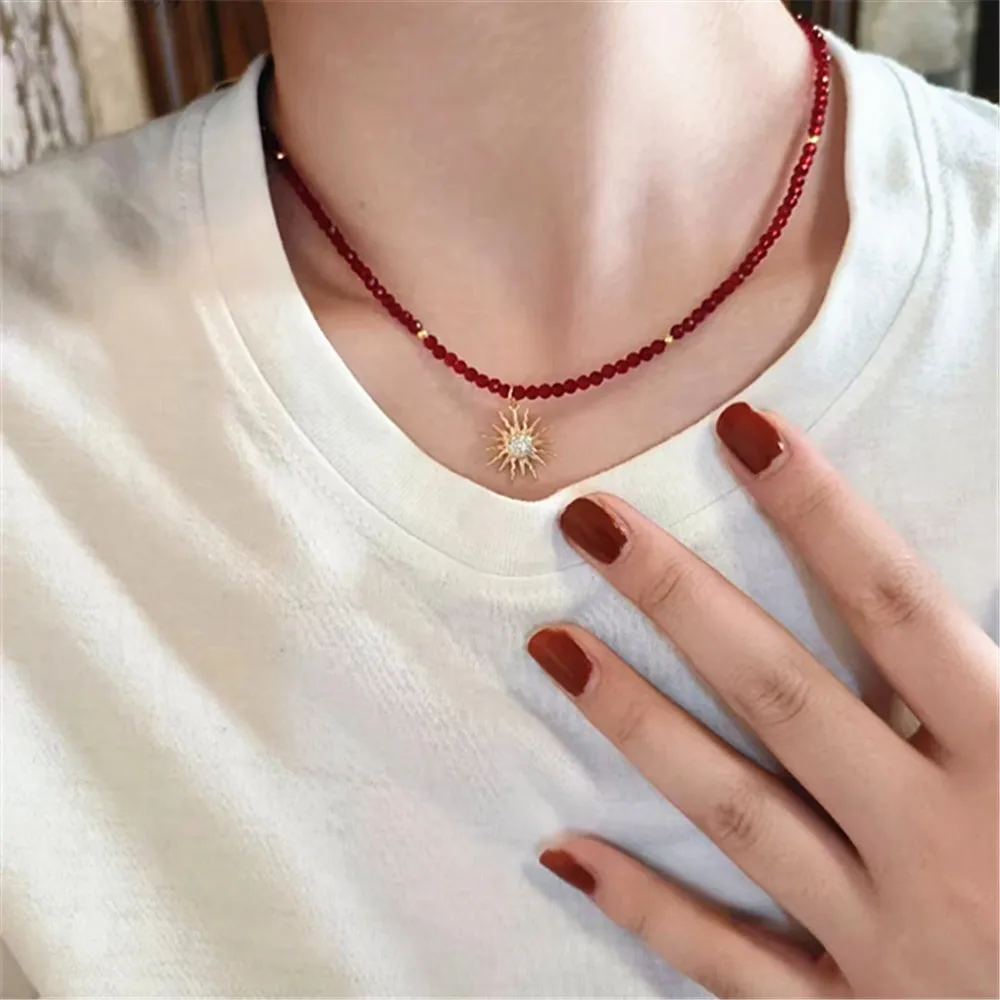 

Simple Faceted Red Gem Beads Necklaces For Women Spinel Beads Sun Pendant Chokers Crystal Chain Handmade Necklace Yoga Jewelry