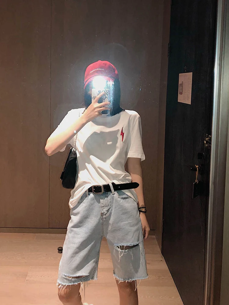 Женская одежда для полных девушек рваные джинсовые шорты новая весенняя модель