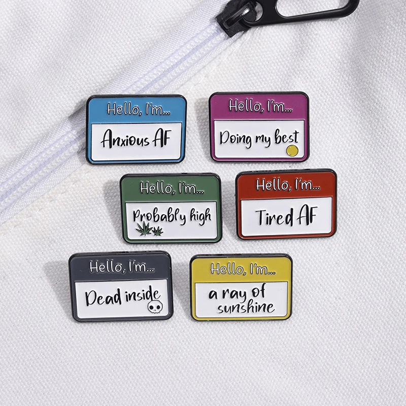 Брошь с мультяшным принтом цвет в ассортименте