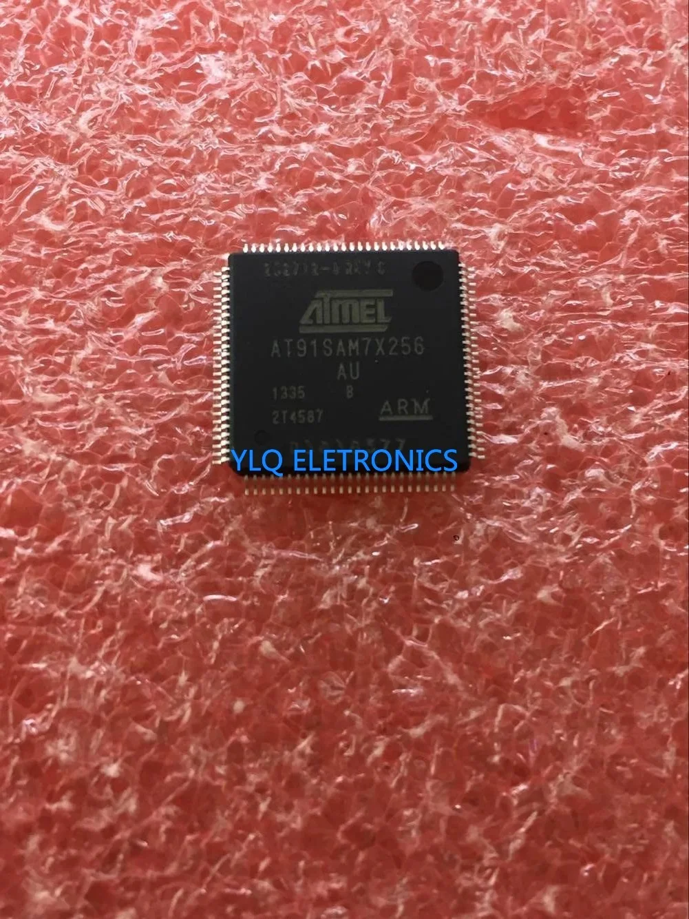 

Original new AT91SAM7X256-AU integrated circuit chip