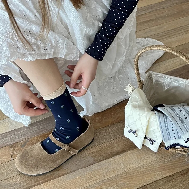 Фото 3 Pairs Causal Cute Light Vintage Navy Blue Bow Korean Socks Women's Mid-tube Sock Simple Comfortable Daily Commute Stocking №4