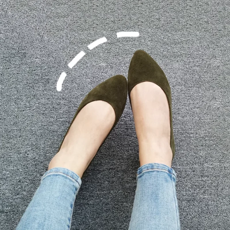 Балетки женские из нубука и флока туфли на плоской подошве с острым носком в