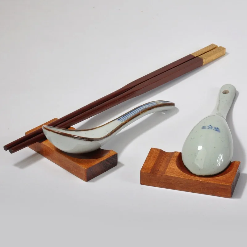

Japanese Style Wood Chopstick Holder Spoon Fork Holder Stand Chopsticks Rack Pillow Kitchen Chopstick Rest Rack