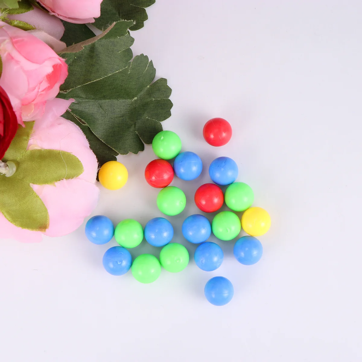 

5 Bags Color Beads Ladder Ball Replacement Balls Plastic Game Beans Peg Board Beads Game Kids Montessori Toys Games Beads