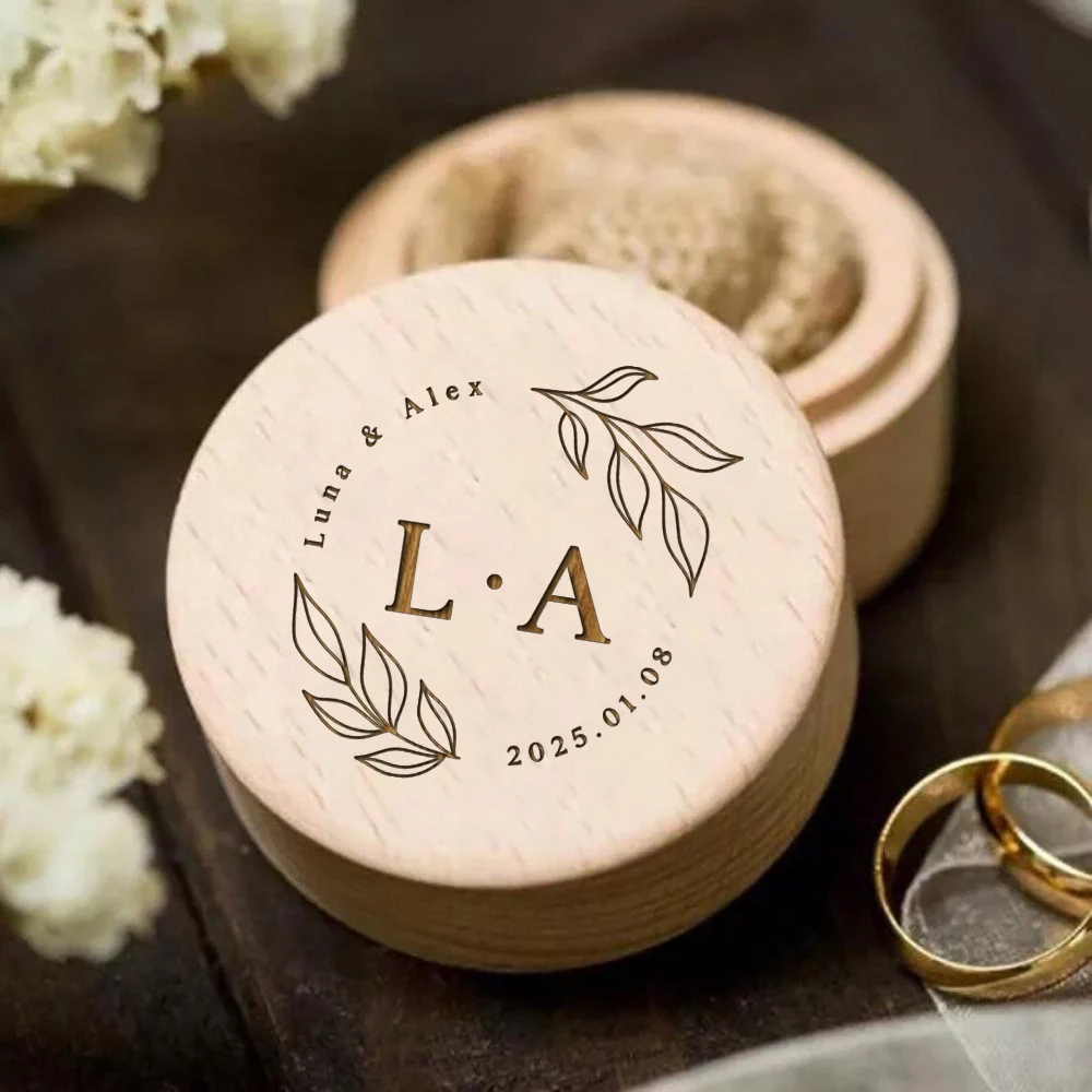 

Деревянная коробка для колец