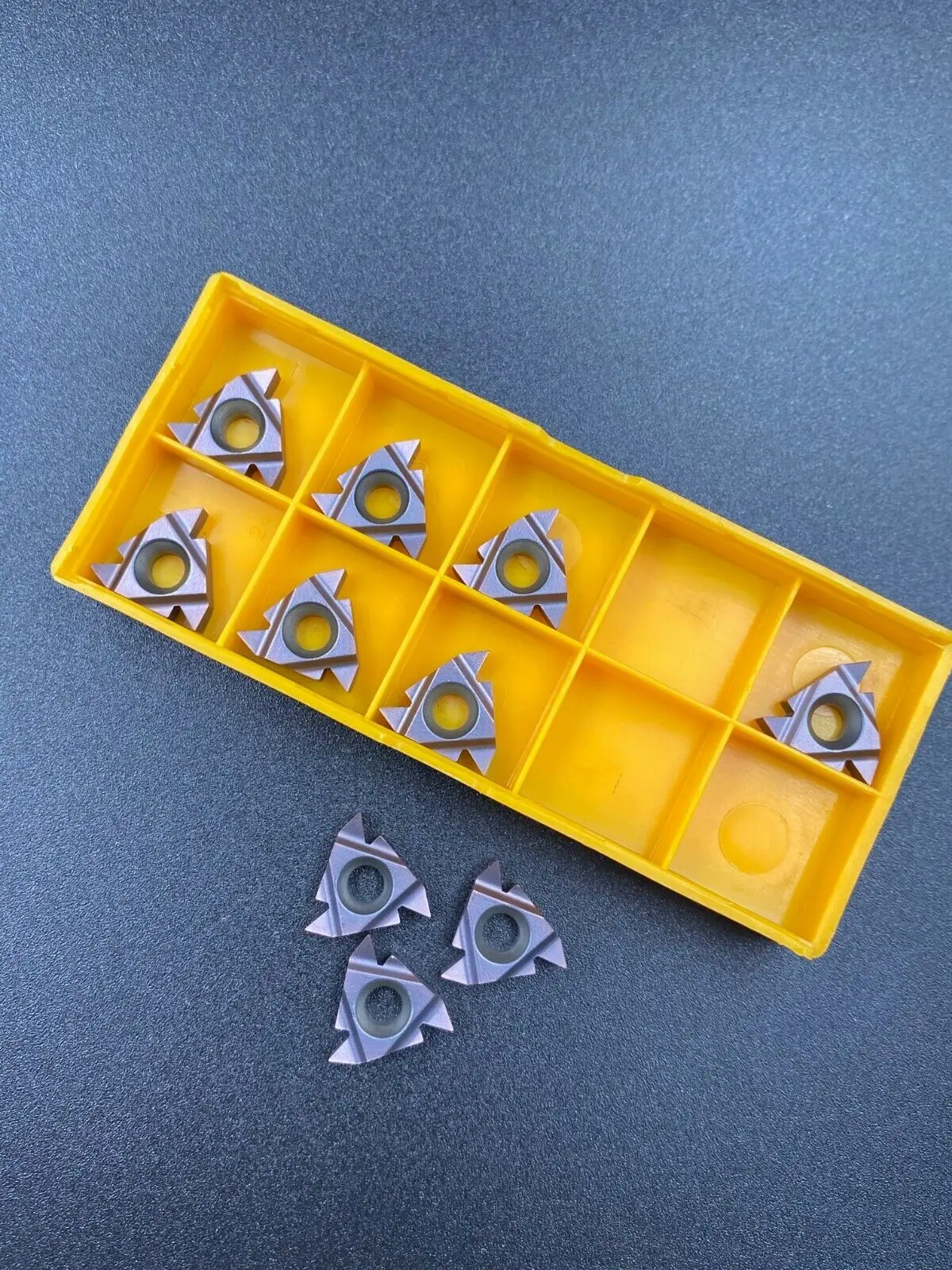 Рисунок 4 - карбидные резьбовые вставки 16ER AG55 1